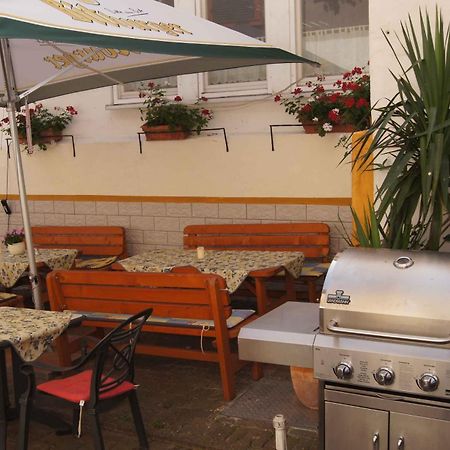 Hotel-Restaurant Ehses Zeltingen-Rachtig Exterior foto