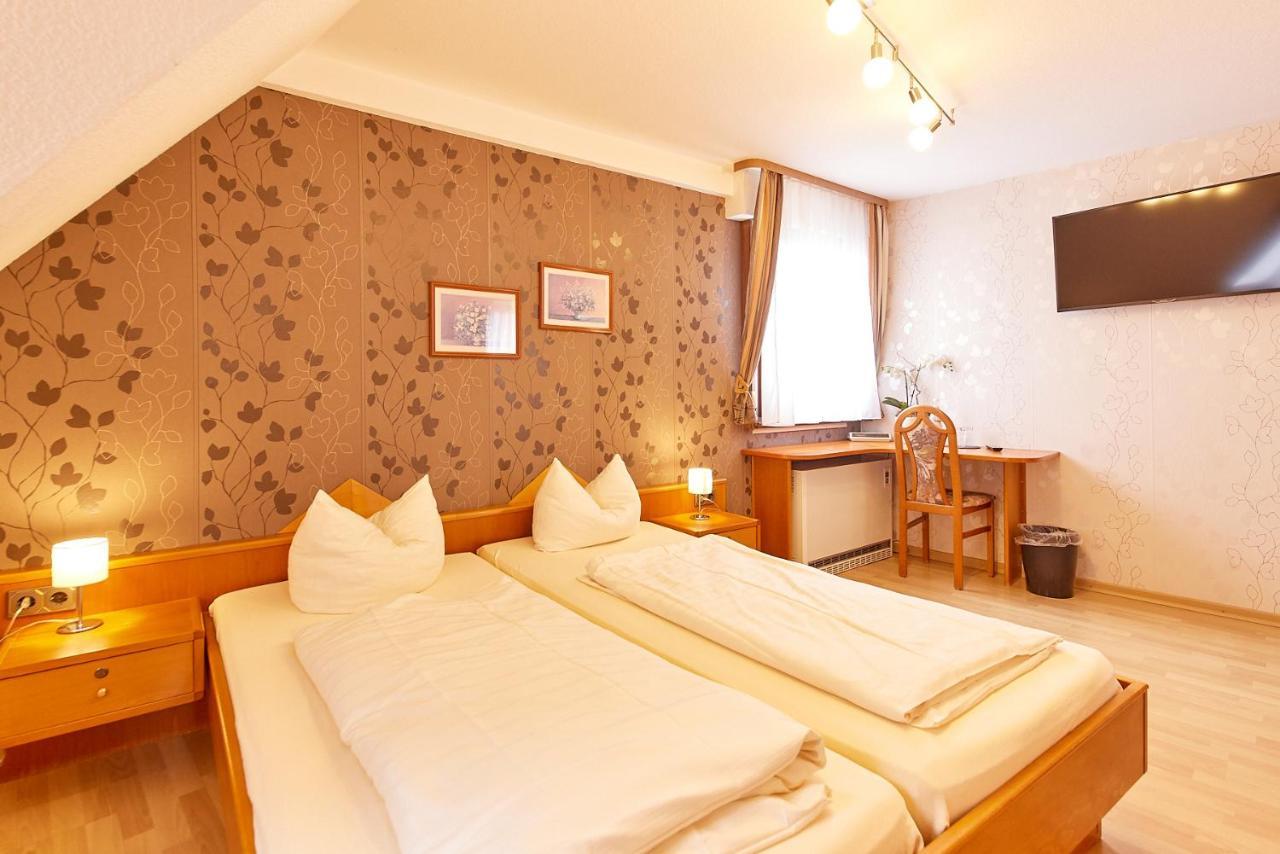 Hotel-Restaurant Ehses Zeltingen-Rachtig Exterior foto